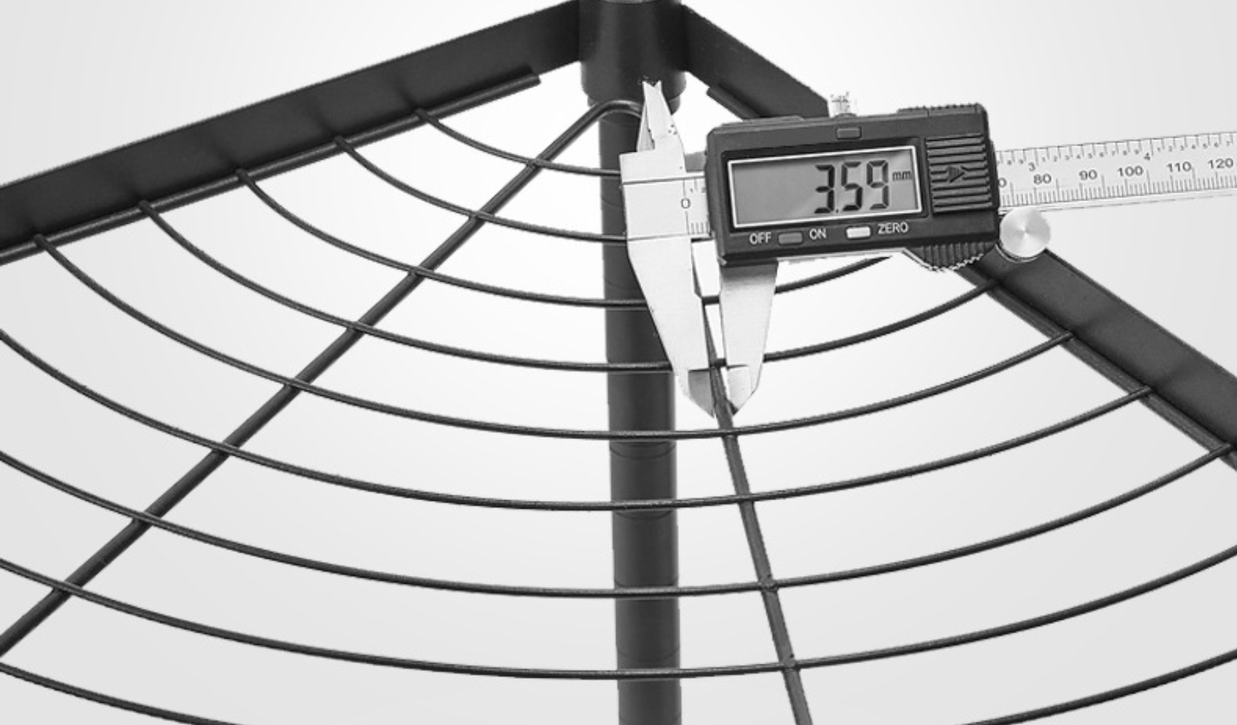 Metal Corner Stand J&J Home